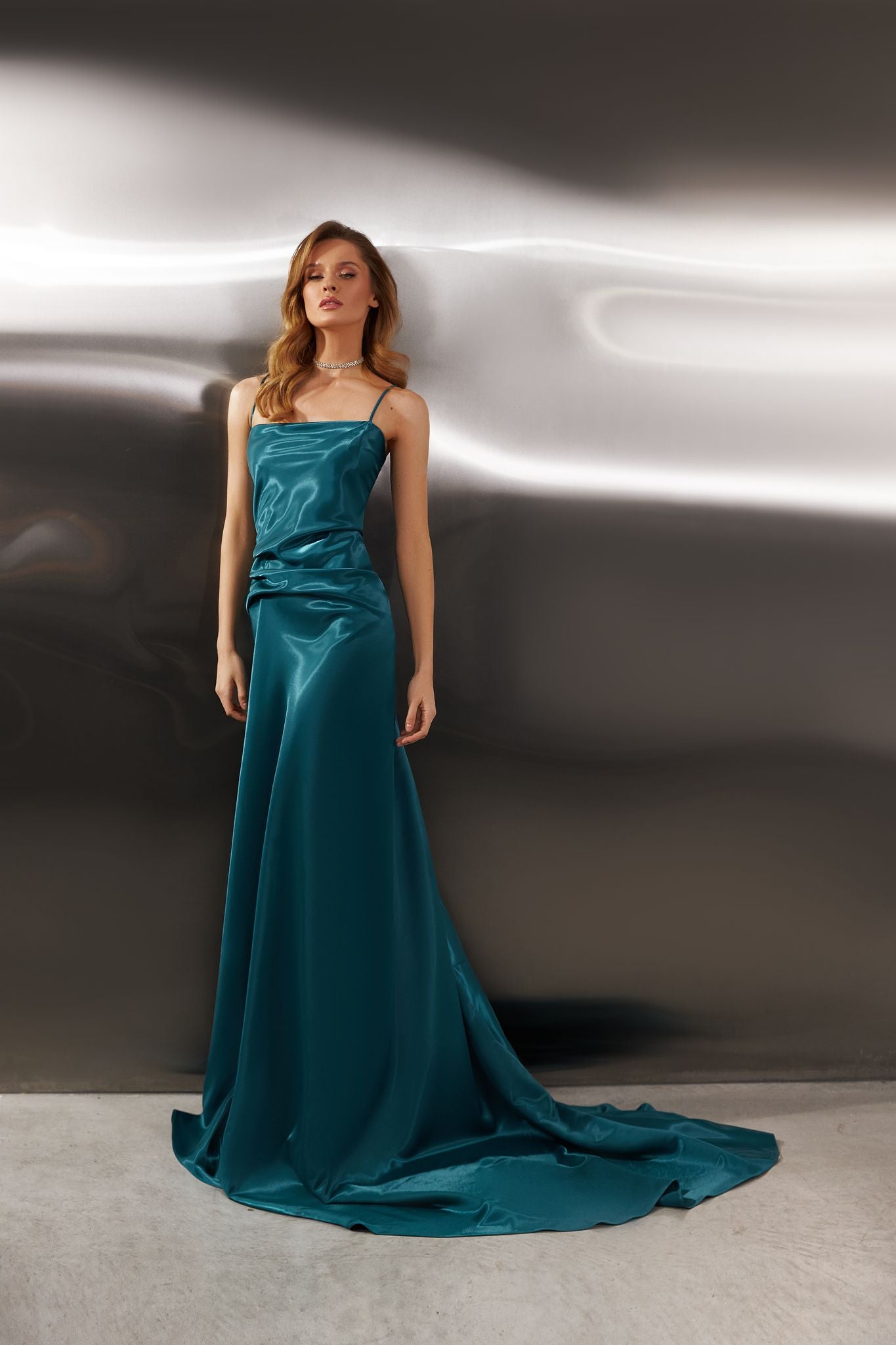 EVENING GOWN 2302