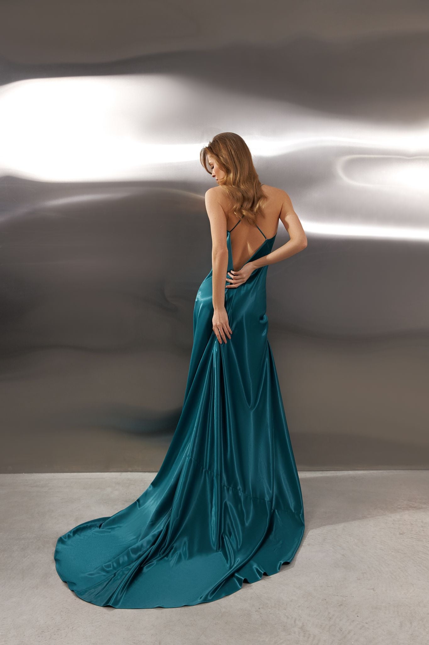 EVENING GOWN 2302