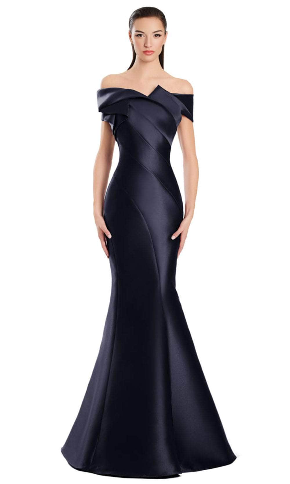 EVENING GOWN 3079