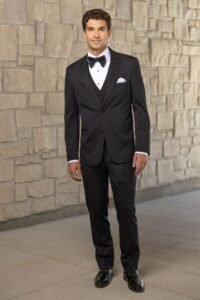 SUIT 104